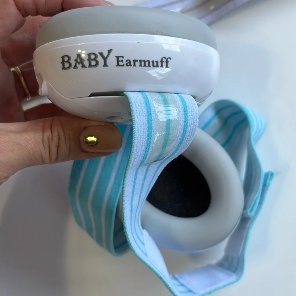 White and Blue Baby Noise Reduction Headphones Earmuffs for Infant Toddler